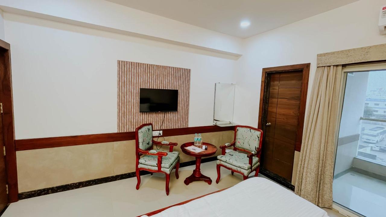 Hotel Tirth By Sonu'S Удджайн Экстерьер фото